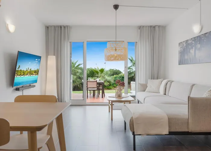 Charming Seaview Apartment With Pool In La Cala By Costarentals - Ref 49