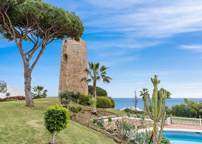 Charming Seaview Apartment With Pool In La Cala By Costarentals - Ref 49